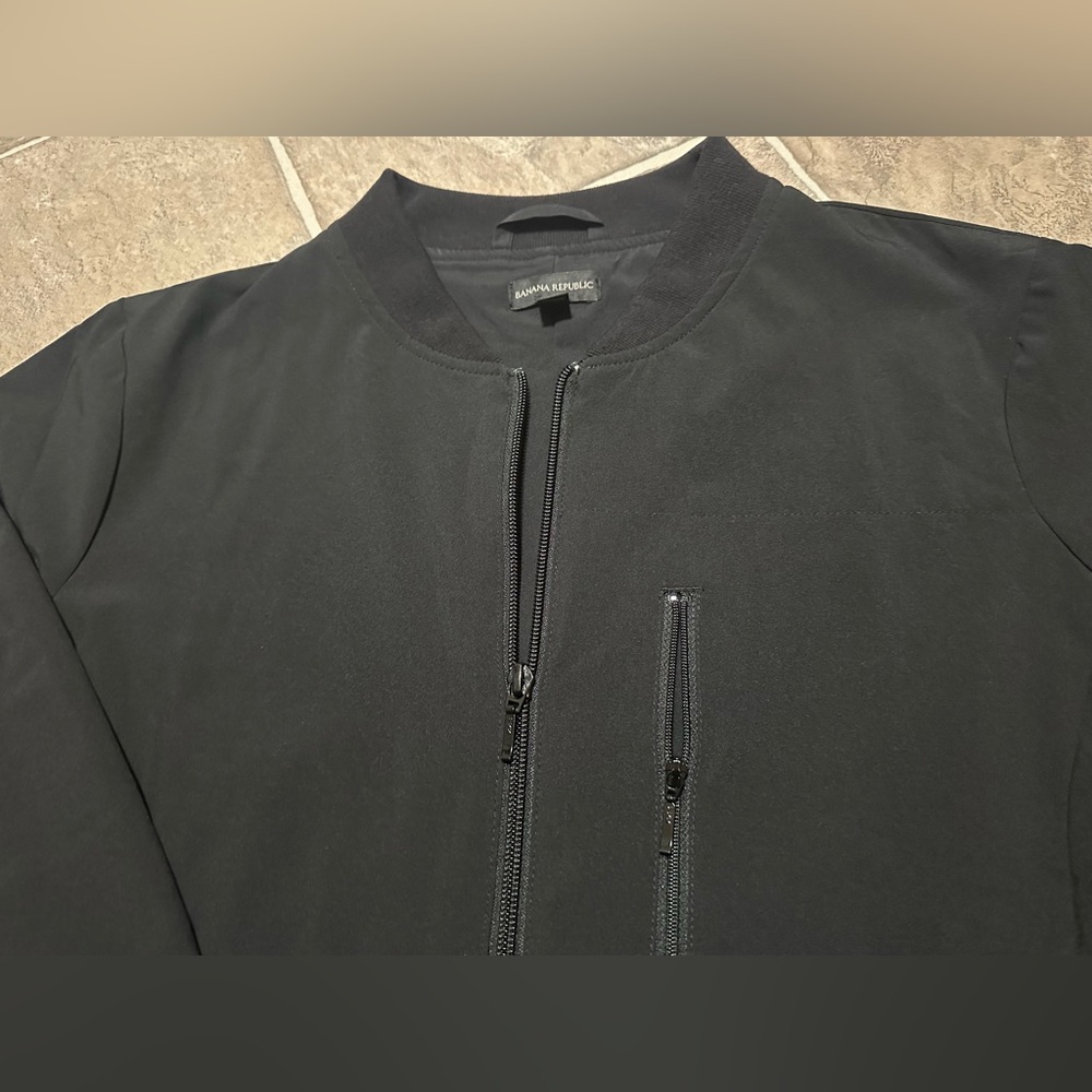 Banana Republic Women's Classic Black Bomber Jacket - Picture 4 of 8